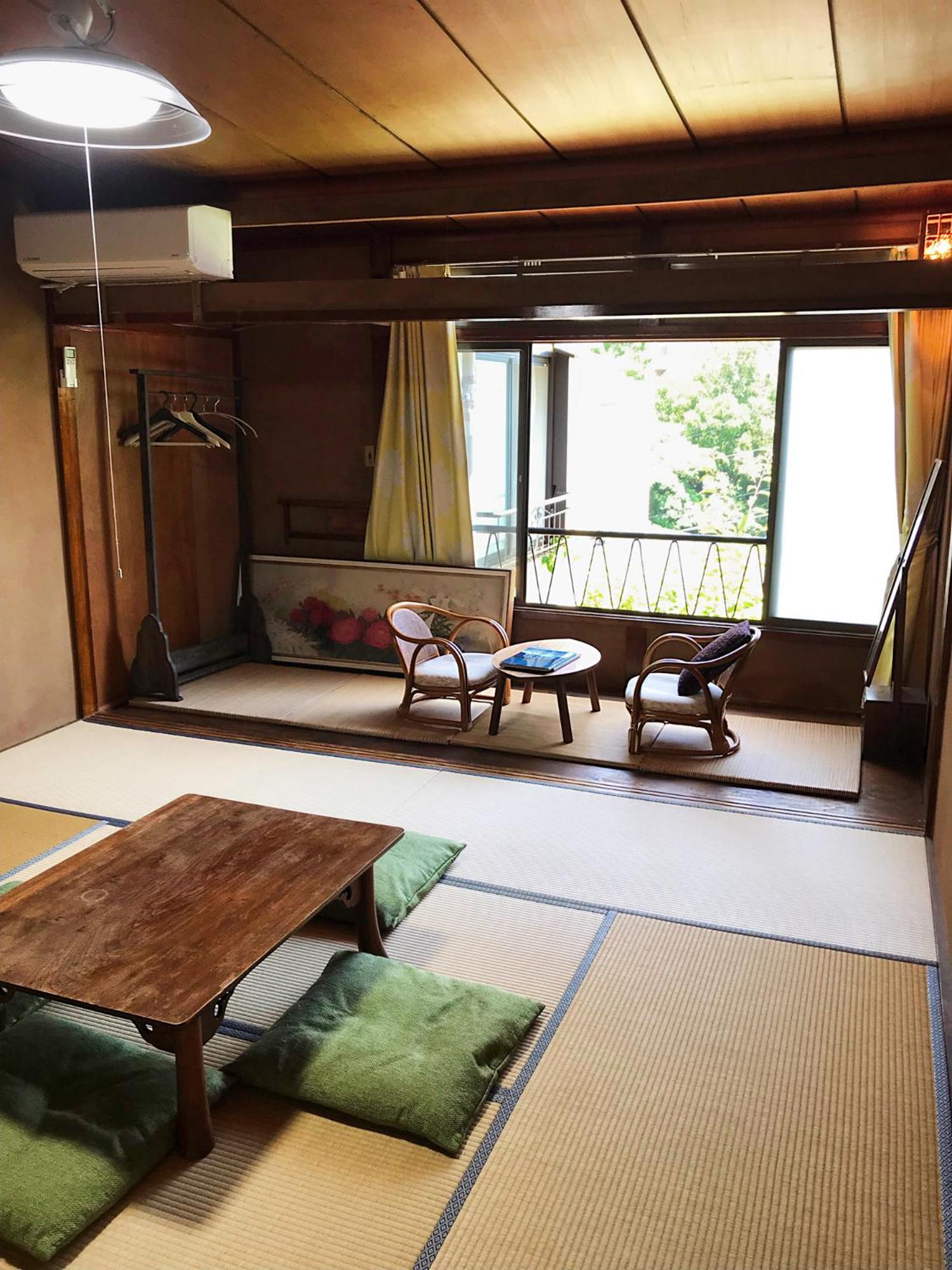Guesthouse Nishihara Atami  Bagian luar foto